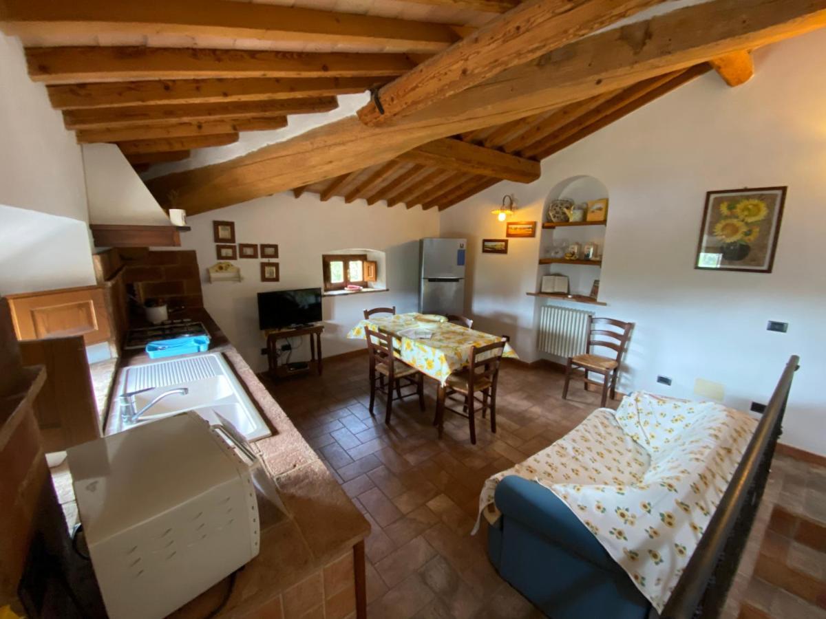 Agriturismo Casallario Volterra Eksteriør billede