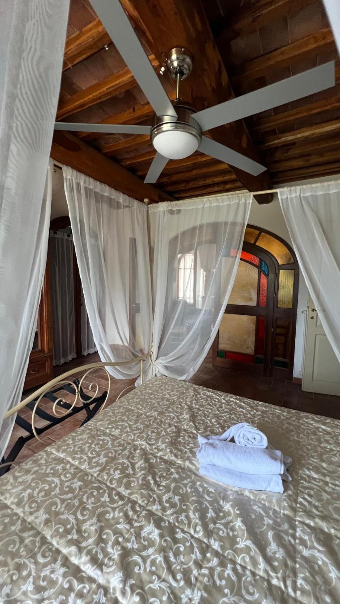 Agriturismo Casallario Volterra Eksteriør billede